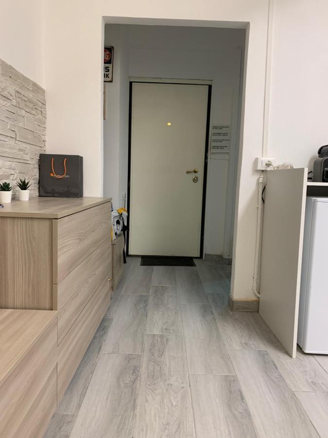 Vittoria Apartment เวนิส ภายนอก รูปภาพ