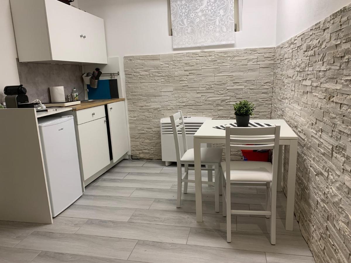 Vittoria Apartment เวนิส ภายนอก รูปภาพ